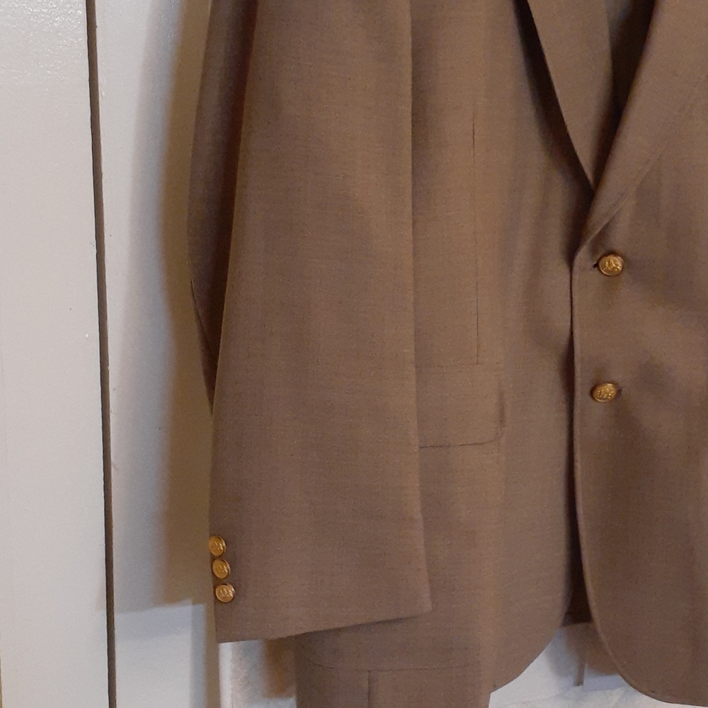 Coat - Picture 2 of 4